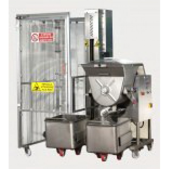 Волчок Мясорубка мешалка С/Е 700/SE (1 решетка + 1 нож) Мясорубка промышленная 32-98 C/E 700 SE с автоматической подачей, со смешивающимся устройством, с автоматическим подъемником 95-литровой емкостью. Высокопроизводительная. Универсальная и мощная, эффективная и безопасная мясорубка. Используется в пищевой промышленности, в том числе в цехах мясопереработки средней производительности, на фабриках-кухнях. - 1
